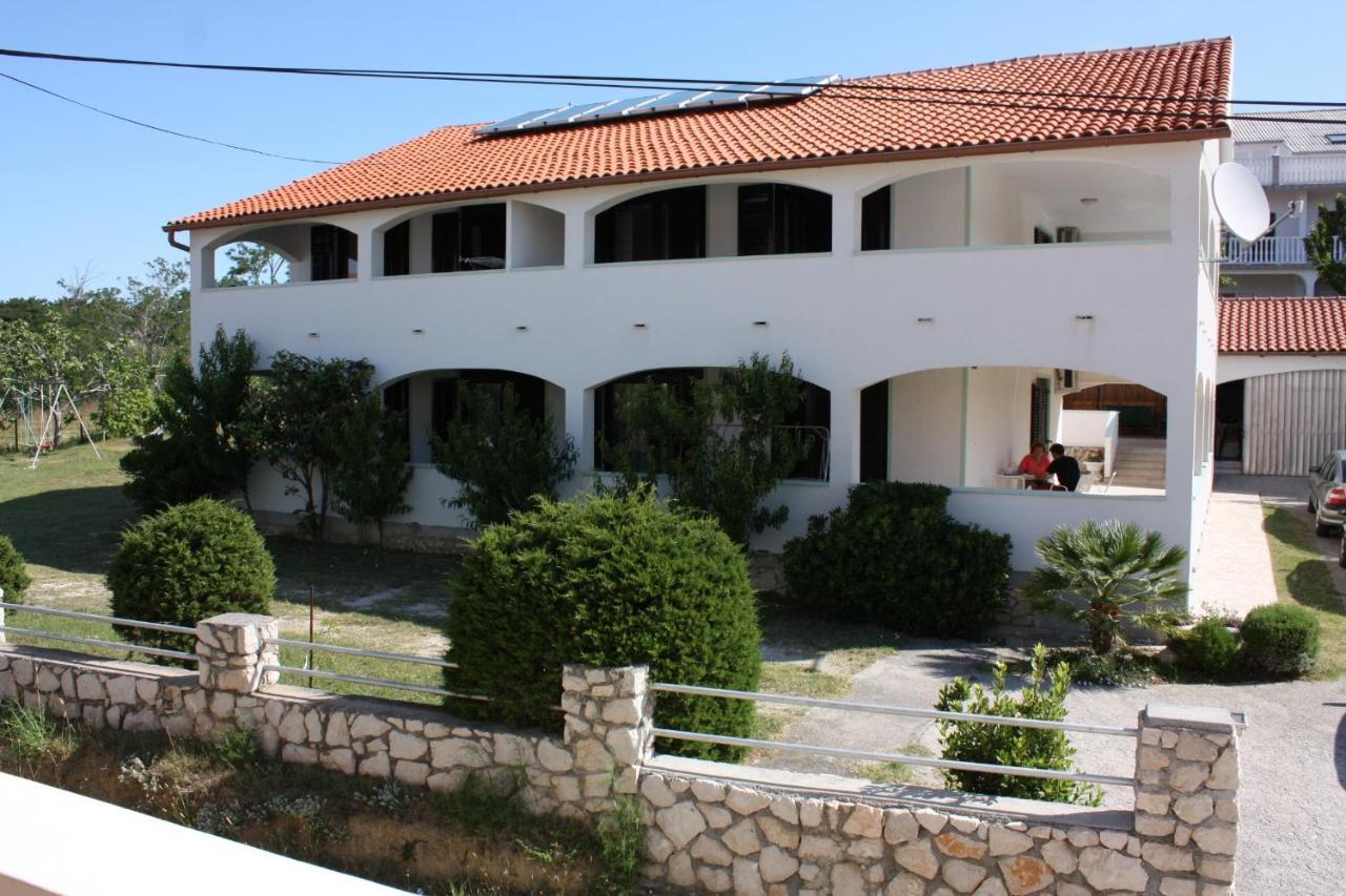 Apartments For Families With Children Lopar, Rab - 10402 Bagian luar foto