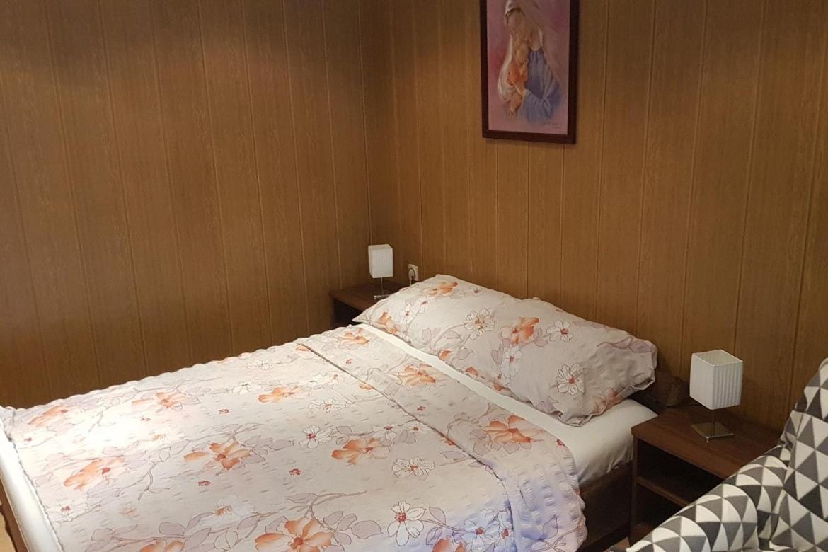 Apartments For Families With Children Lopar, Rab - 10402 Ruang foto