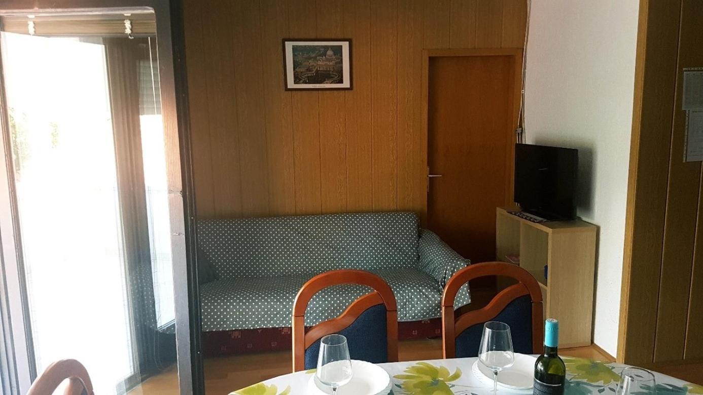 Apartments For Families With Children Lopar, Rab - 10402 Ruang foto